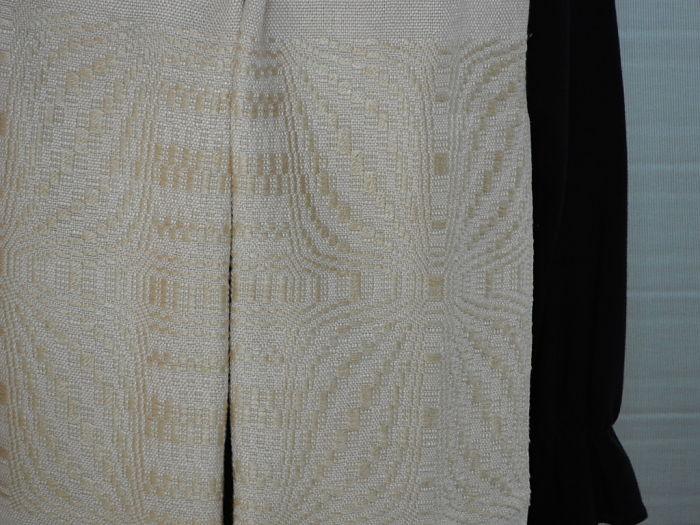 Silk Stole 400H Silk Stole 400H